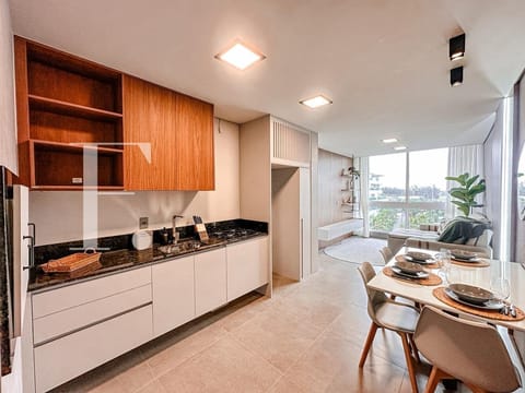 Apartamento com 56m², 2 dormitórios, 1 suíte, 1 vaga, Livin Atlântida em Xangri-Lá