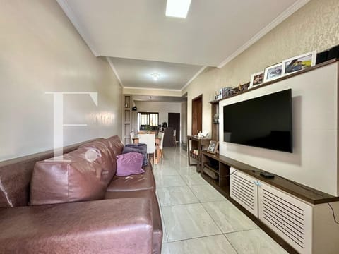 Duplex com 174m², 2 dormitórios, 2 suítes, 2 vagas, no bairro Centro em Xangri-Lá