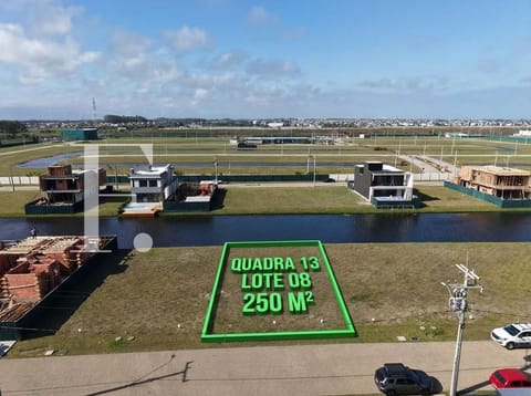 Terreno em Condomínio com 250m², Zen Concept Resort em Xangri-Lá