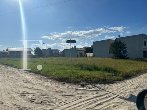 Terreno com 1200m², no bairro Mariluz em Imbé