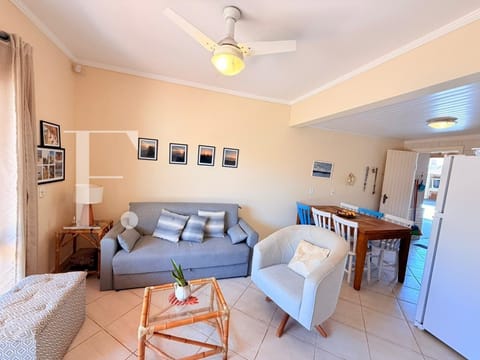 Duplex com 64m², 2 dormitórios, 1 vaga, Residencial Veneza em Xangri-Lá