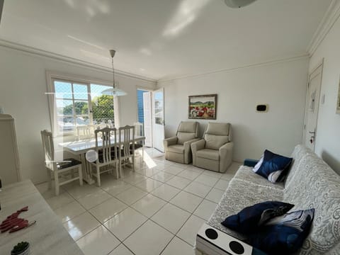Apartamento com 95m², 3 dormitórios, 1 vaga, Edifício Albatroz em Xangri-Lá
