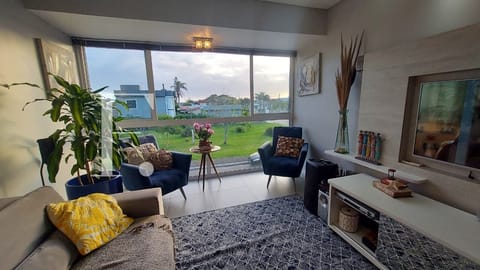 Apartamento com 133m², 3 dormitórios, 1 suíte, 1 vaga, Xangri-La Resort em Xangri-Lá