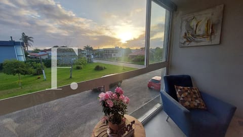 Apartamento com 133m², 3 dormitórios, 1 suíte, 1 vaga, Xangri-La Resort em Xangri-Lá