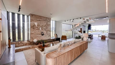 Sobrado com 357m², 6 dormitórios, 6 suítes, 2 vagas, Amare Home Resort em Xangri-Lá