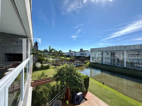 Apartamento com 157m², 3 dormitórios, 1 suíte, 2 vagas, Rossi Atlântida em Xangri-Lá