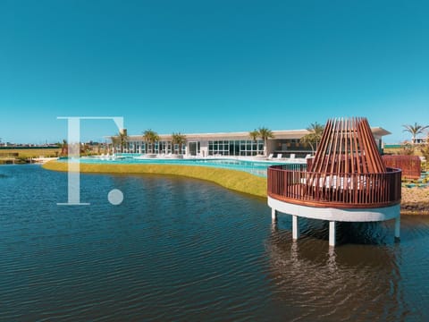 Terreno em Condomínio com 240m², Wave Home Resort em Xangri-Lá