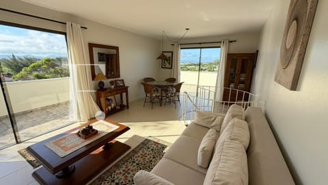 Apartamento com 142m², 2 dormitórios, 1 vaga, Edifício Júpiter em Xangri-Lá