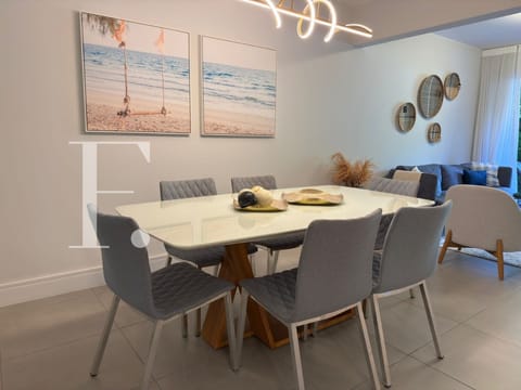 Apartamento com 255m², 3 dormitórios, 1 suíte, 1 vaga, Green Square em Xangri-Lá