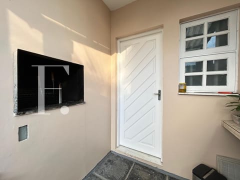 Casa com 75m², 3 dormitórios, 1 suíte, 2 vagas, no bairro Centro em Xangri-Lá