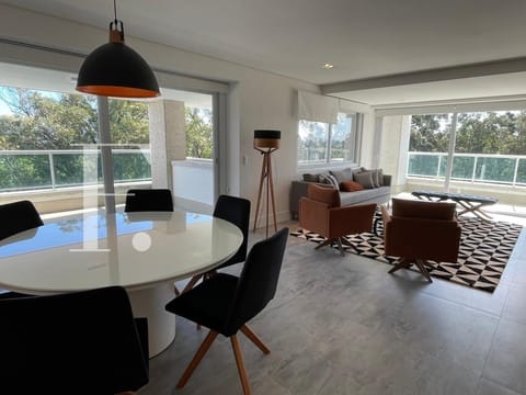 Apartamento com 138m², 3 dormitórios, 1 suíte, 3 vagas, Green Square em Xangri-Lá