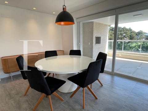 Apartamento com 138m², 3 dormitórios, 1 suíte, 3 vagas, Green Square em Xangri-Lá