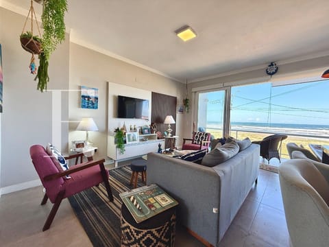 Duplex com 157m², 3 dormitórios, 1 suíte, 2 vagas, Brisas do Mar em Xangri-Lá