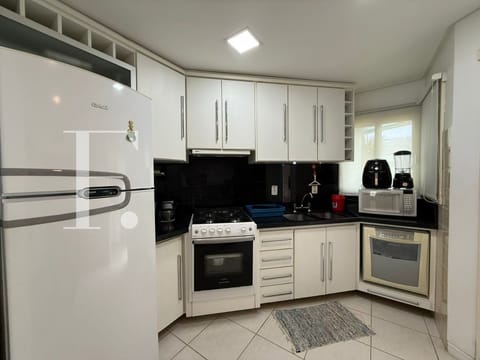 Duplex com 147m², 3 dormitórios, 3 suítes, 2 vagas, Residencial Ilhas de Xangri-Lá em Xangri-Lá