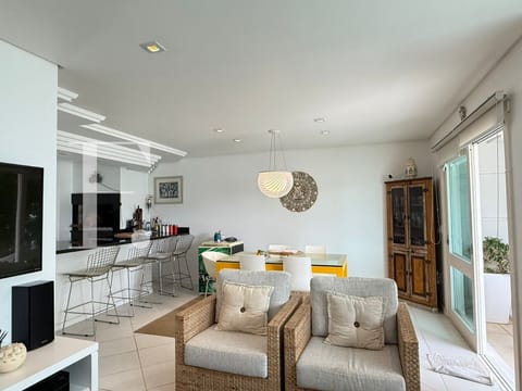 Duplex com 147m², 3 dormitórios, 3 suítes, 2 vagas, Residencial Ilhas de Xangri-Lá em Xangri-Lá