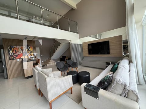 Apartamento com 222m², 3 dormitórios, 2 suítes, 2 vagas, Green Square em Xangri-Lá