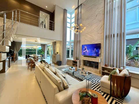 Sobrado com 240m², 4 dormitórios, 4 suítes, 2 vagas, Malibu em Xangri-Lá