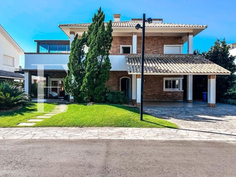 Casa Condomínio com 429m², 5 dormitórios, 5 suítes, 2 vagas, Las Dunas em Xangri-Lá