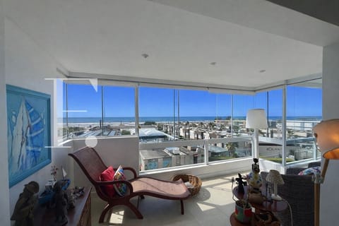 Apartamento com 170m², 3 dormitórios, 2 suítes, 2 vagas, Edifício Manantiales em Xangri-Lá