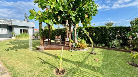 Casa com 90m², 3 dormitórios, 1 suíte, 2 vagas, no bairro Arpoador em Xangri-Lá