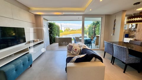 Apartamento com 131m², 2 dormitórios, 1 suíte, 2 vagas, Rossi Atlântida em Xangri-Lá