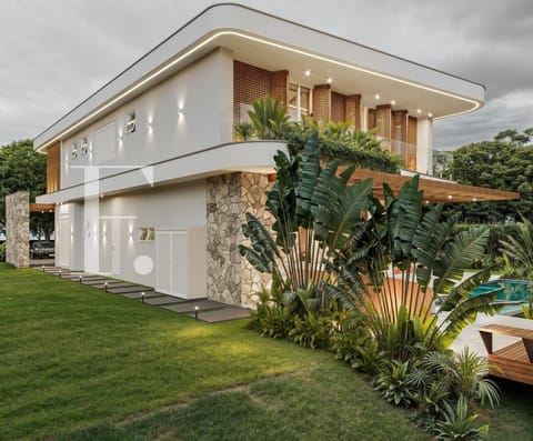 Sobrado com 398m², 5 dormitórios, 5 suítes, 2 vagas, Amare Home Resort em Xangri-Lá