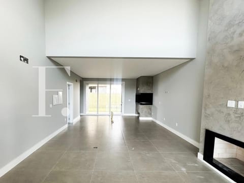 Casa Condomínio com 160m², 4 dormitórios, 4 suítes, 2 vagas, Allure Beach Condo em Xangri-Lá