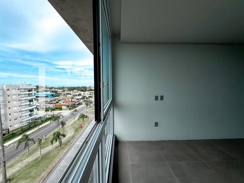 Apartamento com 71m², 2 dormitórios, 1 suíte, 1 vaga, Livin Atlântida em Xangri-Lá