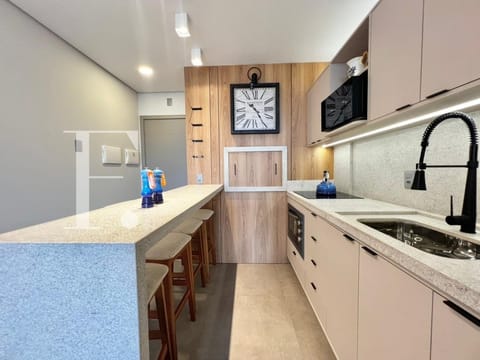Apartamento com 57m², 2 dormitórios, 1 suíte, 1 vaga, Livin Atlântida em Xangri-Lá