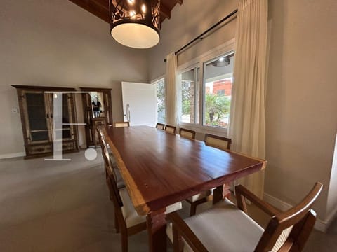 Casa Condomínio com 160m², 4 dormitórios, 1 suíte, 2 vagas, Ventura Club em Xangri-Lá