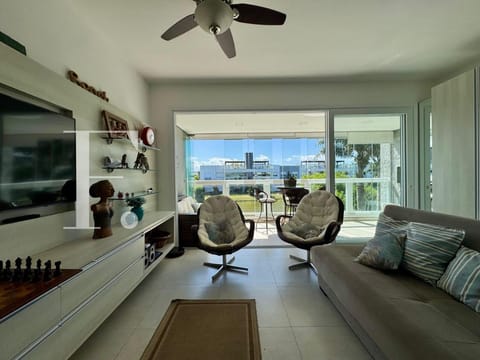Apartamento com 100m², 2 dormitórios, 1 suíte, 2 vagas, Rossi Atlântida em Xangri-Lá