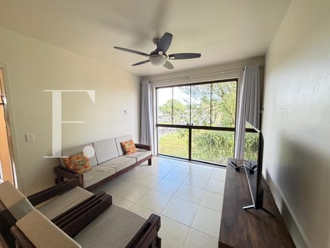 Apartamento com 60m², 2 dormitórios, 1 vaga, Edifício Júpiter em Xangri-Lá