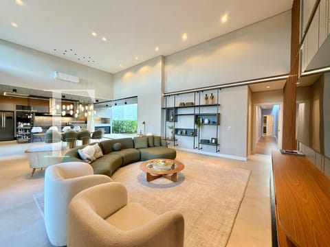 Casa Condomínio com 242m², 4 dormitórios, 4 suítes, 2 vagas, Velas da Marina em Capão da Canoa