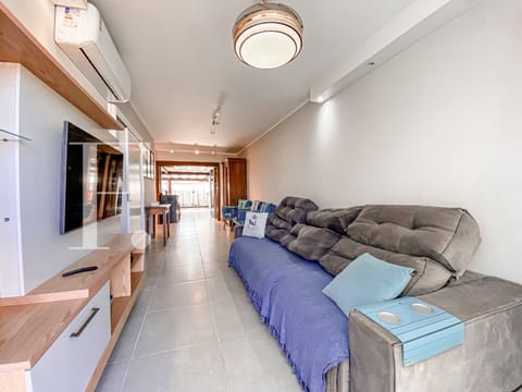Casa Condomínio com 70m², 3 dormitórios, 1 suíte, 2 vagas, Casa Hermosa em Xangri-Lá