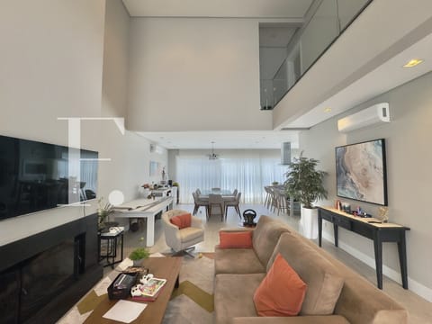 Sobrado com 229m², 5 dormitórios, 5 suítes, 2 vagas, Blue em Xangri-Lá