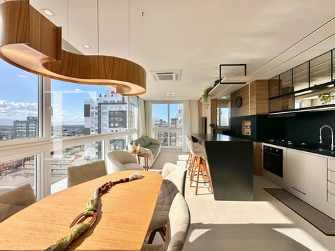 Apartamento com 90m², 3 dormitórios, 3 suítes, 1 vaga, Del Paine em Capão da Canoa
