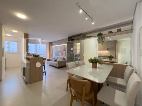 Apartamento com 72m², 2 dormitórios, 2 suítes, 1 vaga, Del Paine em Capão da Canoa