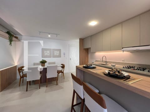 Apartamento com 72m², 2 dormitórios, 2 suítes, 1 vaga, Del Paine em Capão da Canoa
