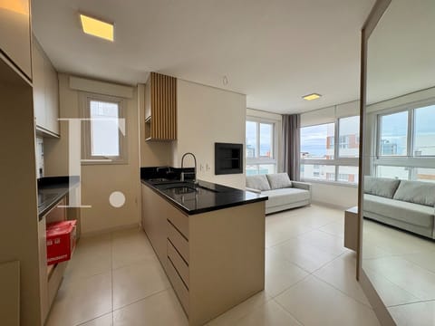 Apartamento com 122m², 3 dormitórios, 2 vagas, Edifício Verano em Capão da Canoa