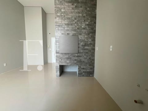 Apartamento com 63m², 2 dormitórios, 2 suítes, 1 vaga, Absoluto Palace em Capão da Canoa