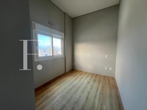 Apartamento com 63m², 2 dormitórios, 2 suítes, 1 vaga, Absoluto Palace em Capão da Canoa