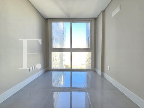 Apartamento com 108m², 2 dormitórios, 1 suíte, 1 vaga, Mirage em Capão da Canoa