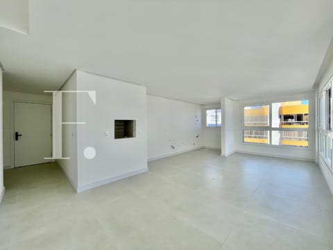 Apartamento com 100m², 3 dormitórios, 3 suítes, 1 vaga, Milano Rooftop Club em Capão da Canoa