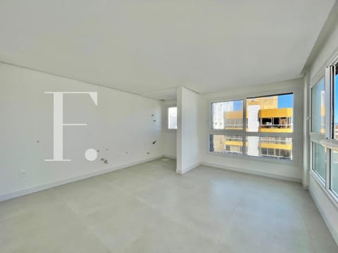 Apartamento com 100m², 3 dormitórios, 3 suítes, 1 vaga, Milano Rooftop Club em Capão da Canoa