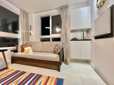 Apartamento com 77m², 2 dormitórios, 1 suíte, 1 vaga, Edifício Verano em Capão da Canoa