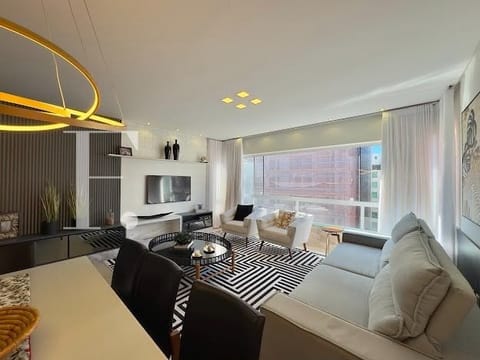 Apartamento com 117m², 3 dormitórios, 1 suíte, 1 vaga, Mar di Catania em Capão da Canoa