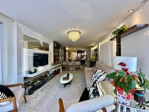 Apartamento com 129m², 3 dormitórios, 1 suíte, 2 vagas, Deise em Capão da Canoa