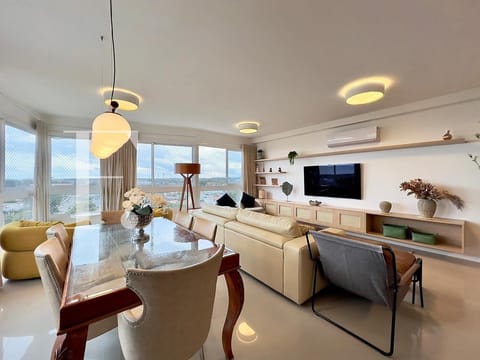 Apartamento com 161m², 4 dormitórios, 3 suítes, 2 vagas, Atlântida Prime em Capão da Canoa