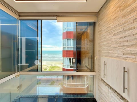 Apartamento com 73m², 2 dormitórios, 1 suíte, 1 vaga, Palazzo Benvenutti em Capão da Canoa