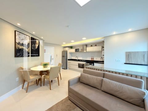 Apartamento com 64m², 1 dormitório, 1 vaga, Lewgoy em Capão da Canoa